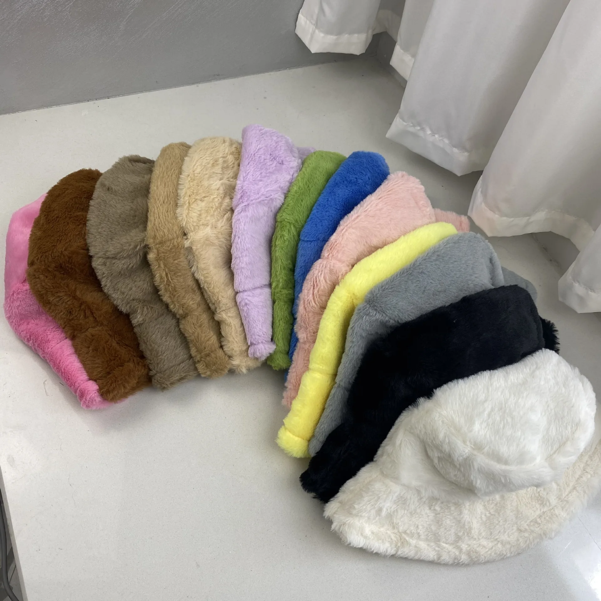 Plush Bucket Hat - Kf s aa fd b a cfe e - Ropa de festival