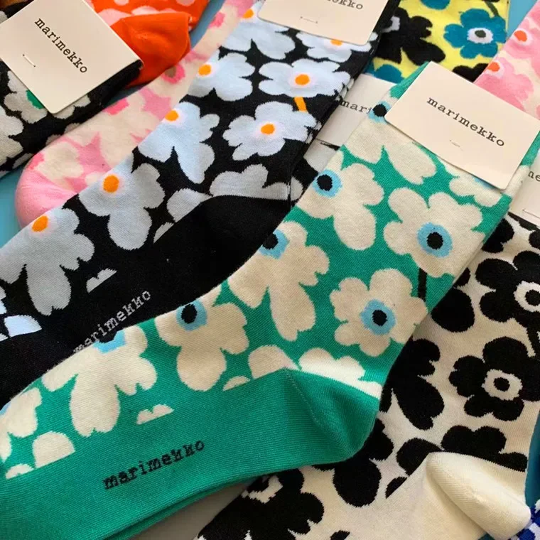 Calcetines con flores - Kf s d a dfbb e b bd f c a - Tenue de festival
