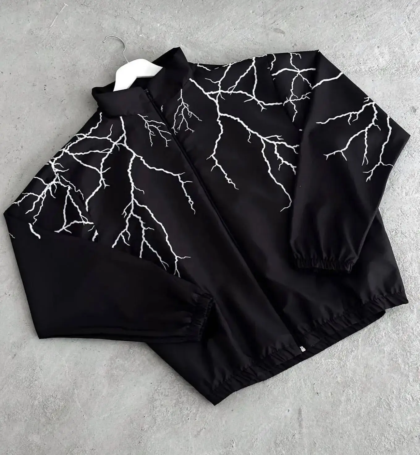 Chaqueta con cremallera y estampado de rayo - Kf s f ab c de b eecq vestes zipp es motif de pluie pour hommes et femmes streetwear hip hop vestes de sport - Ropa de festival