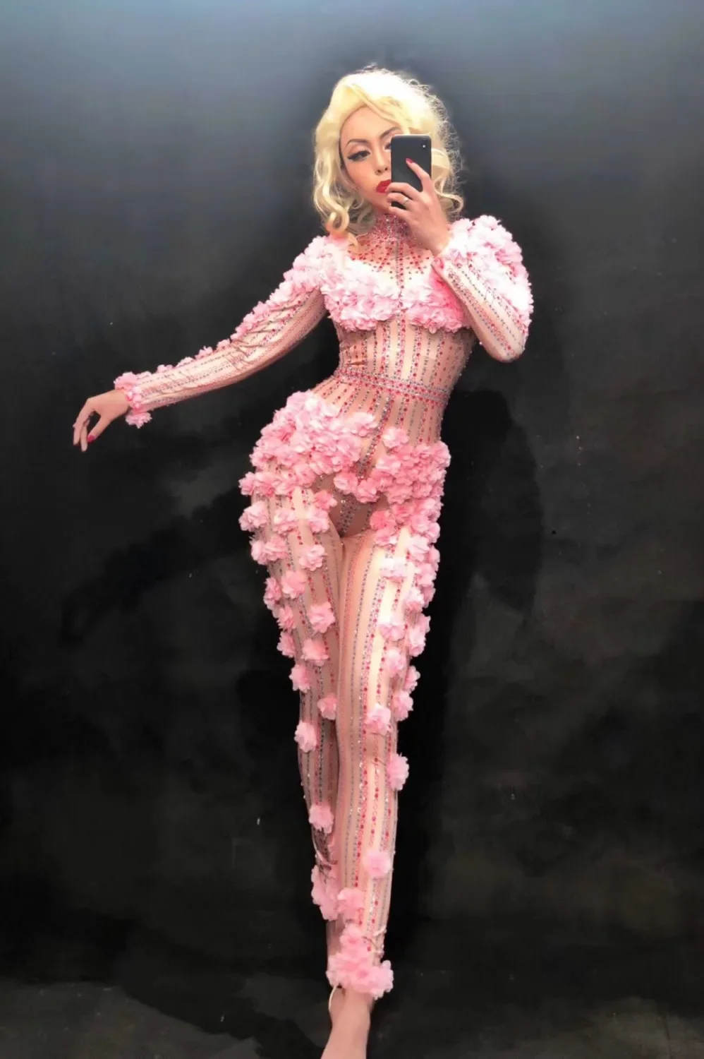 Mono rosa con pompones para mujer - Kf s ee d a df f cc - Tenue de festival