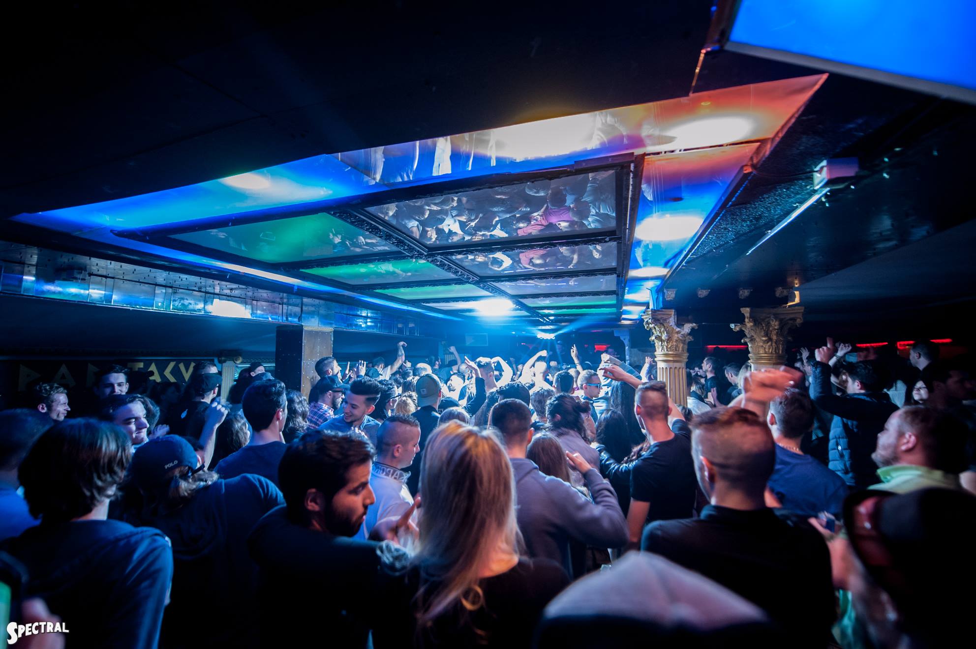 Los mejores lugares para fiesta techno en Marsella 8 Les meilleurs lieux de soirée techno à Marseille - Spartacus club club soirée techno marseille - Tenue de festival