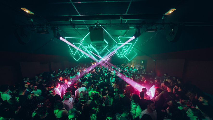 8 Les meilleurs lieux de soirées techno à Toulouse - Le rex soirées techno toulouse - Tenue de festival